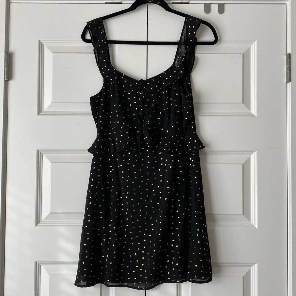 Sadie & Sage Black dress with Gold details
